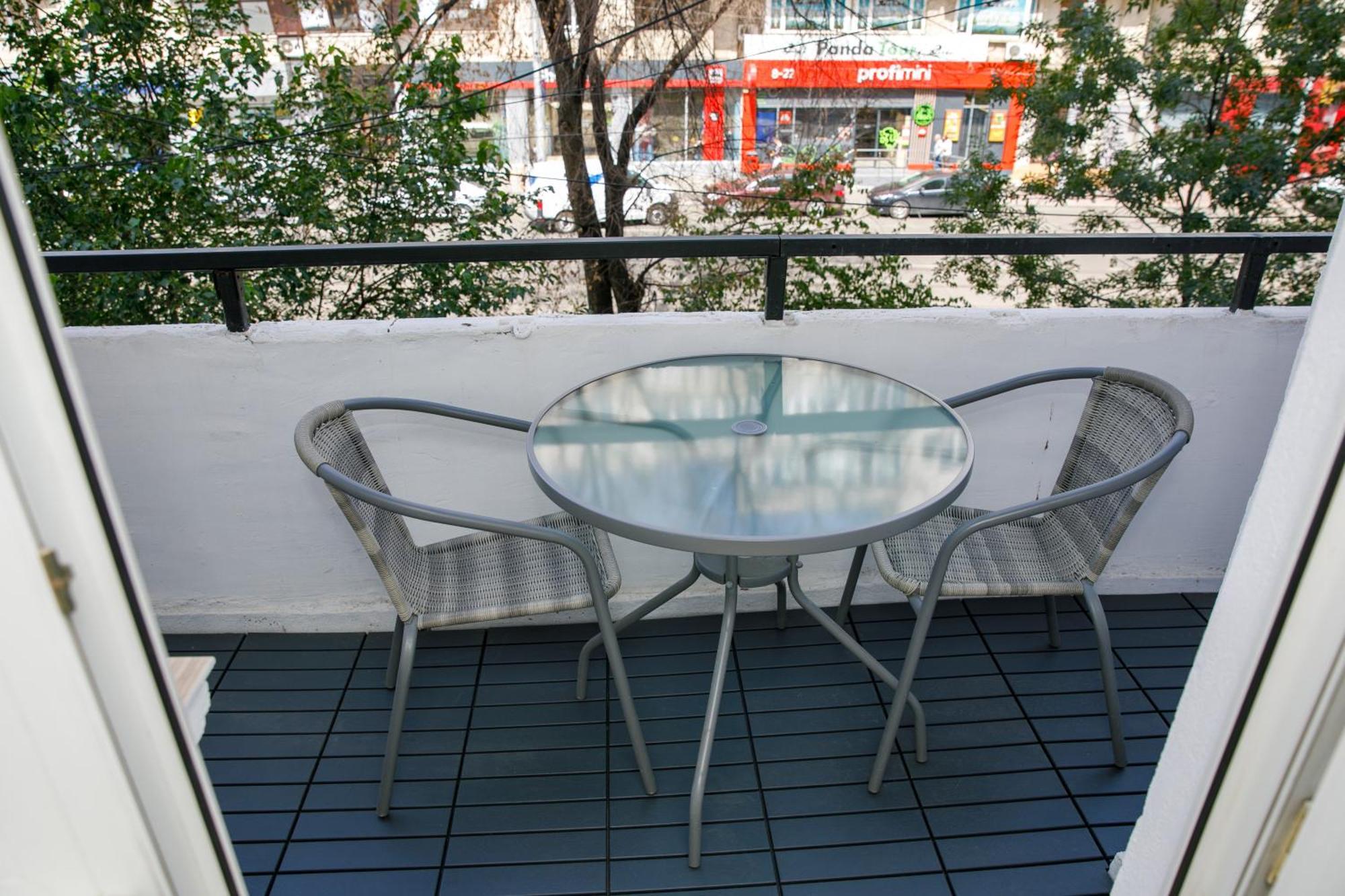 Color Apartments Corneliu Coposu No3 بوخارست المظهر الخارجي الصورة