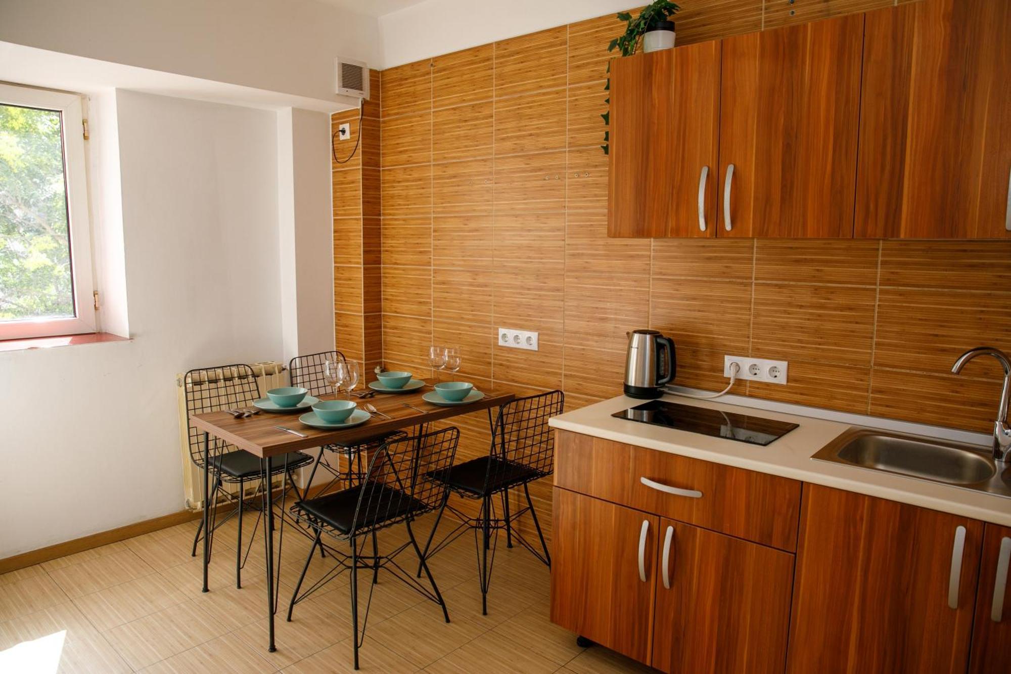 Color Apartments Corneliu Coposu No3 بوخارست المظهر الخارجي الصورة